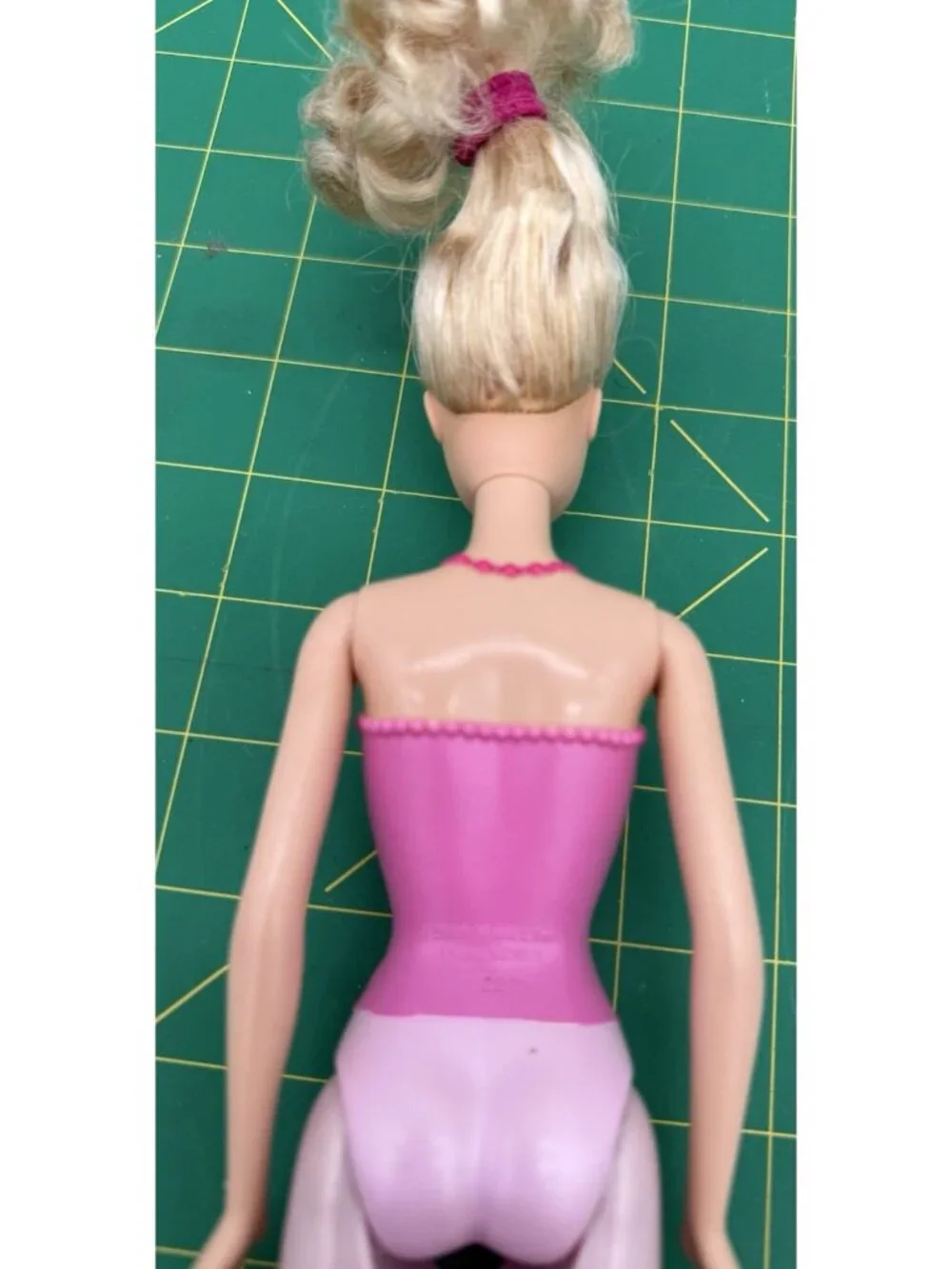 Barbie 2009 can
